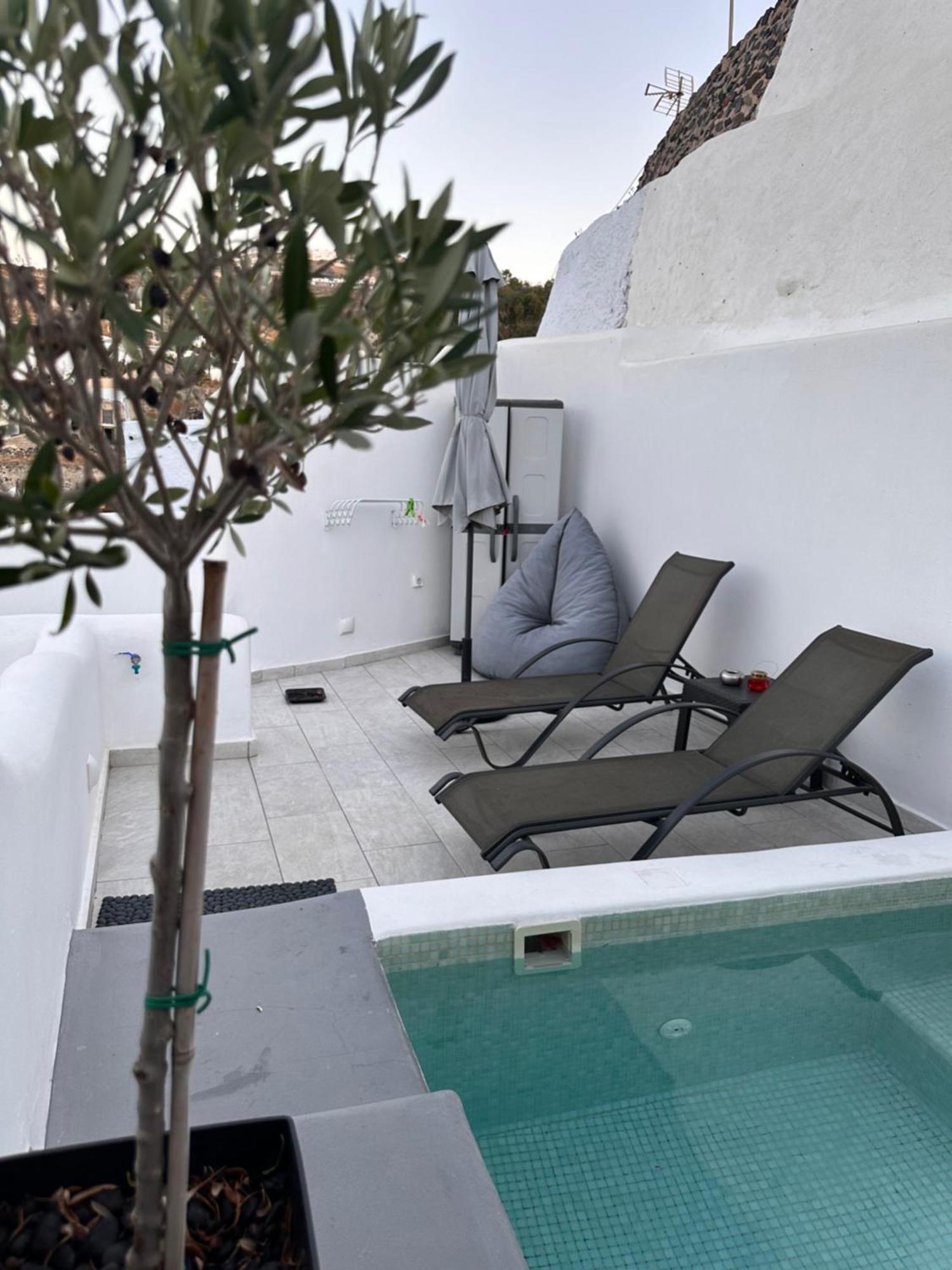 Avenoir 1Bedroom Luxury Cave Villa Vóthon Buitenkant foto